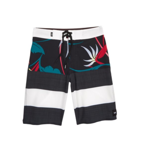 Vans Kids Era Boardshorts NWT